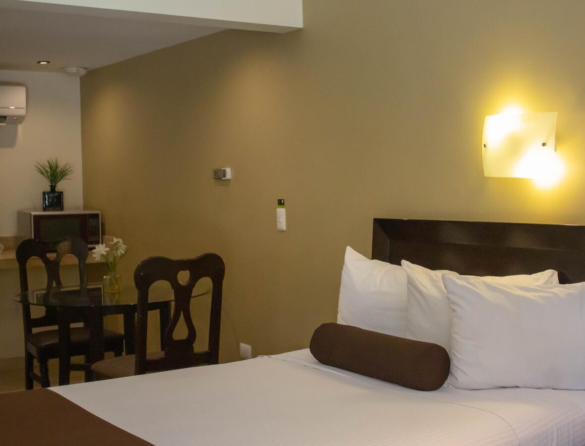 Hotel Del Rio Навохоа Екстериор снимка
