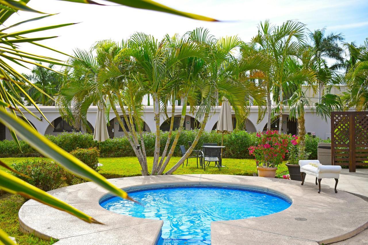 Hotel Del Rio Навохоа Екстериор снимка